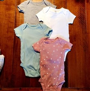 Multi-pack Onsies (4)